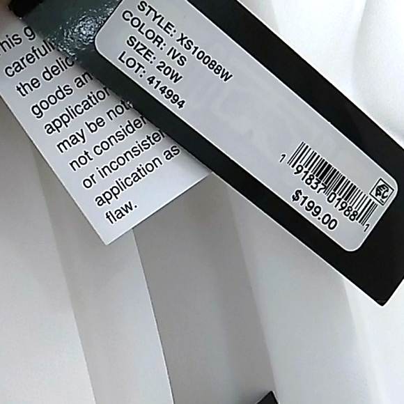 XScape NWT Chiffon Evening Dress - Picture 5 of 6